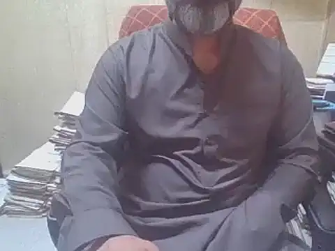 hairymaster95 online show from October 9, 2025, 3:40 am