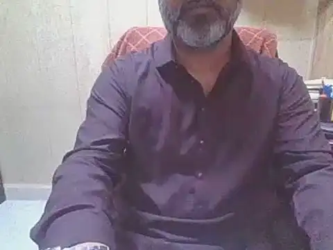 hairymaster95 online show from May 29, 2026, 7:14 am