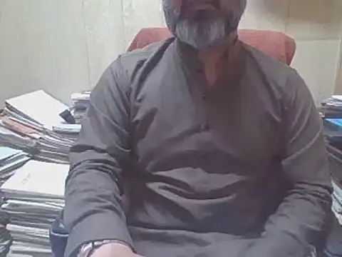 hairymaster95 online show from November 15, 2025, 6:50 am