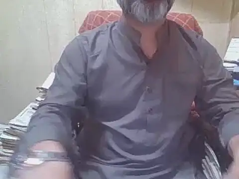 hairymaster95 online show from October 10, 2025, 3:29 am