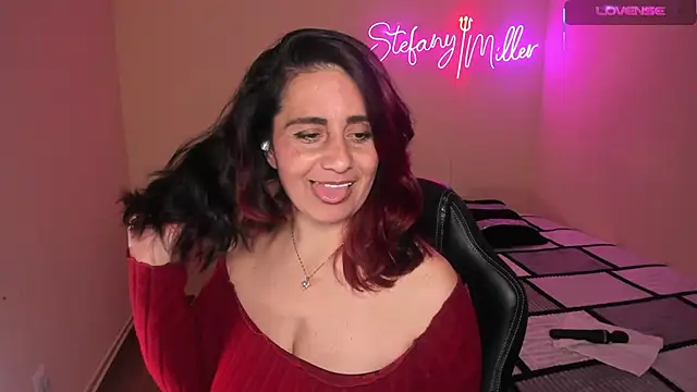 Snapshot of stefany_miller77 chatting on March 23, 2025, 12:15 am stefany miller77 online show from March 23, 2025, 12:15 am