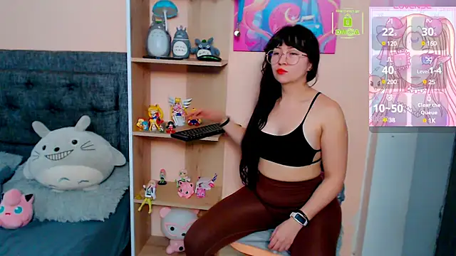 Snapshot of dolly_saylor chatting on March 4, 2025, 6:29 pm dolly saylor online show from March 4, 2025, 6:29 pm
