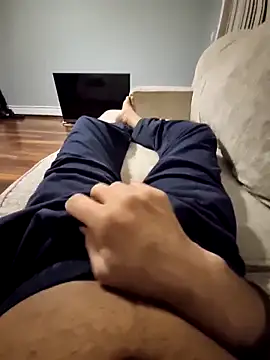 YourPersonall online show from April 4, 2026, 2:29 am