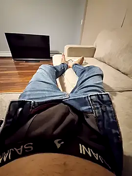 YourPersonall online show from March 31, 2026, 2:13 am