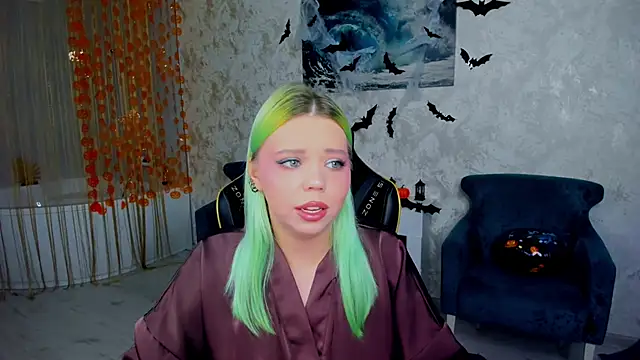 EnergyBunny 1 online show from October 27, 2025, 6:42 pm