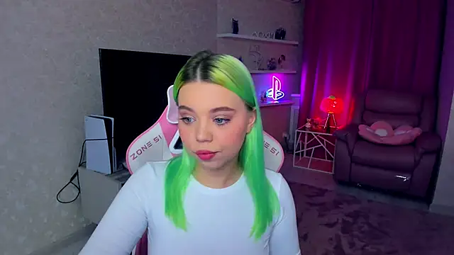 EnergyBunny 1 online show from October 22, 2025, 5:23 pm