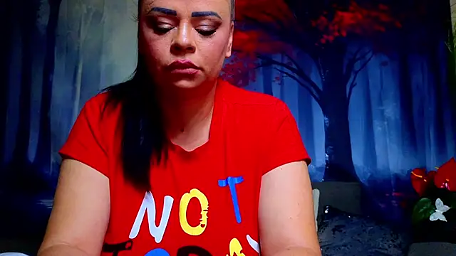 ElizabethEven online show from April 2, 2026, 7:53 pm