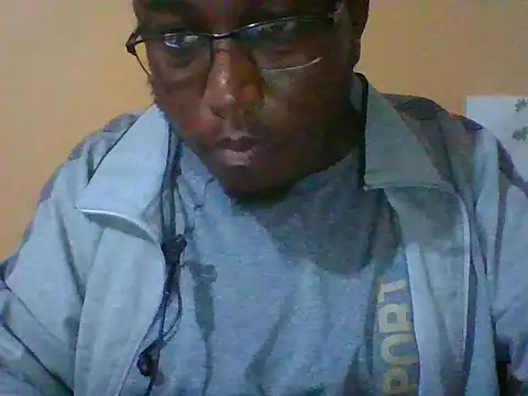 Snapshot of honeyswit chatting on September 12, 2025, 6:29 pm honeyswit online show from September 12, 2025, 6:29 pm