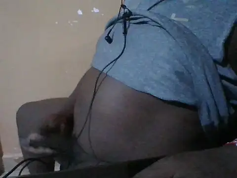 Snapshot of honeyswit chatting on October 19, 2025, 8:33 pm honeyswit online show from October 19, 2025, 8:33 pm