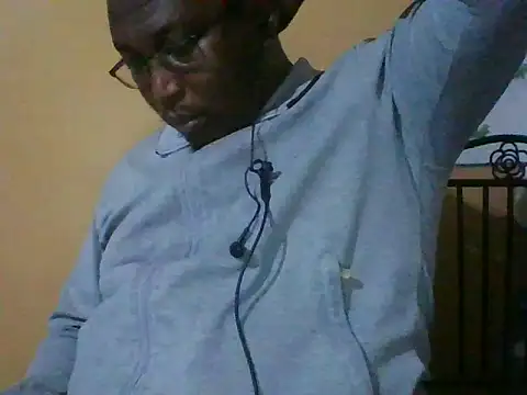 Snapshot of honeyswit chatting on September 10, 2025, 8:52 pm honeyswit online show from September 10, 2025, 8:52 pm