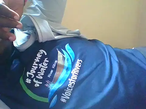 Snapshot of honeyswit chatting on October 4, 2025, 11:56 am honeyswit online show from October 4, 2025, 11:56 am