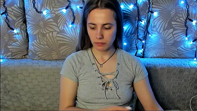 Snapshot of MaggieCake chatting on June 11, 2026, 2:53 am MaggieCake online show from June 11, 2026, 2:53 am