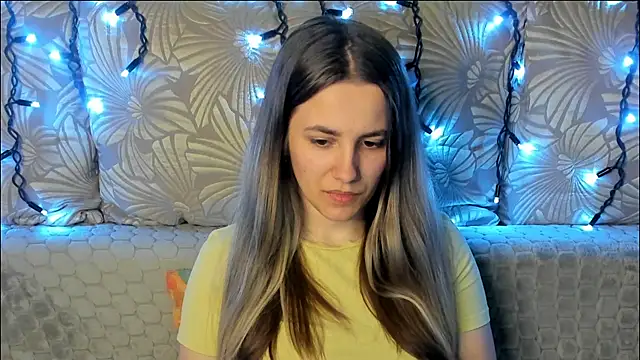 MaggieCake online show from April 21, 2026, 1:07 am