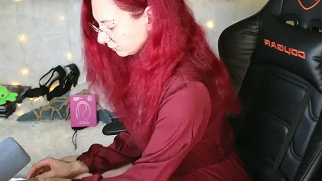 Ginger Stay online show from November 3, 2025, 10:30 am