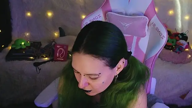 Ginger Stay online show from March 6, 2026, 8:31 am