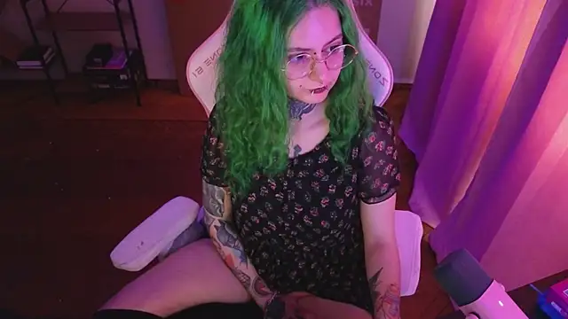 Ginger Stay online show from May 27, 2026, 8:22 am