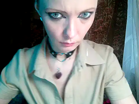 Snapshot of WildMissNiks chatting on January 21, 2025, 1:21 pm WildMissNiks online show from January 21, 2025, 1:21 pm