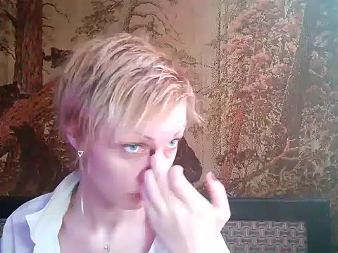 Snapshot of WildMissNiks chatting on January 24, 2025, 10:11 am WildMissNiks online show from January 24, 2025, 10:11 am