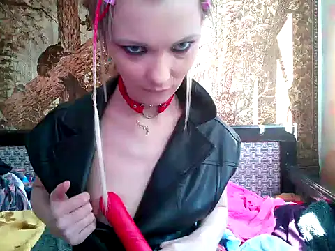 Snapshot of WildMissNiks chatting on February 24, 2025, 10:26 am WildMissNiks online show from February 24, 2025, 10:26 am