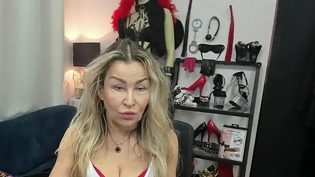 Snapshot of crystaLUX chatting on March 2, 2026, 5:19 am crystaLUX online show from March 2, 2026, 5:19 am