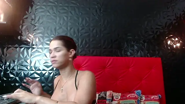 Snapshot of PINK__LOLA1 chatting on March 11, 2025, 12:00 am PINK LOLA1 online show from March 11, 2025, 12:00 am