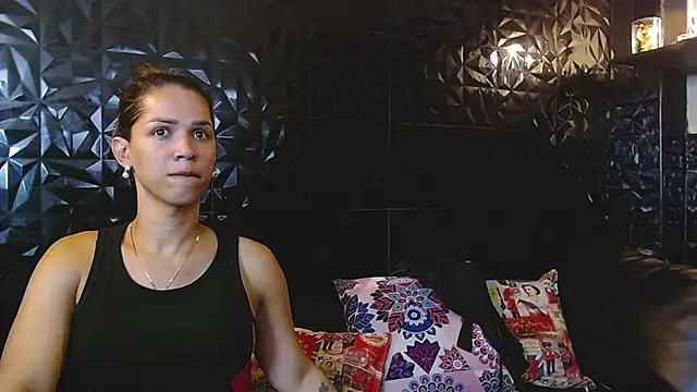 PINK  LOLA1 online show from April 22, 2026, 3:13 am