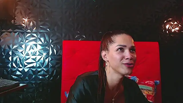 Snapshot of PINK__LOLA1 chatting on February 16, 2025, 1:14 am PINK LOLA1 online show from February 16, 2025, 1:14 am