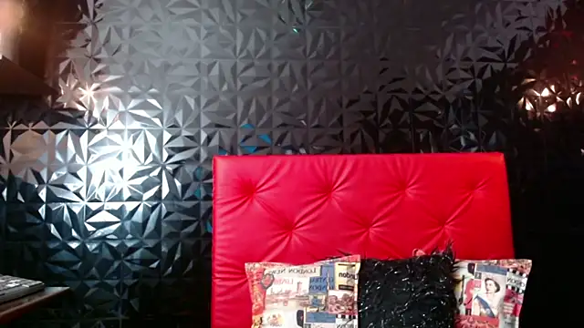 Snapshot of PINK__LOLA1 chatting on March 21, 2025, 1:24 am PINK LOLA1 online show from March 21, 2025, 1:24 am