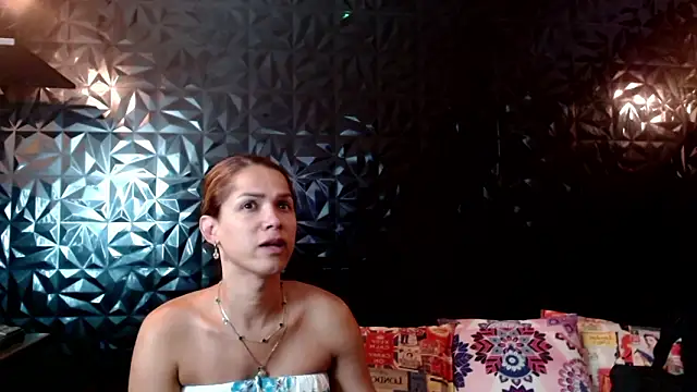 PINK  LOLA1 online show from March 4, 2026, 10:28 pm