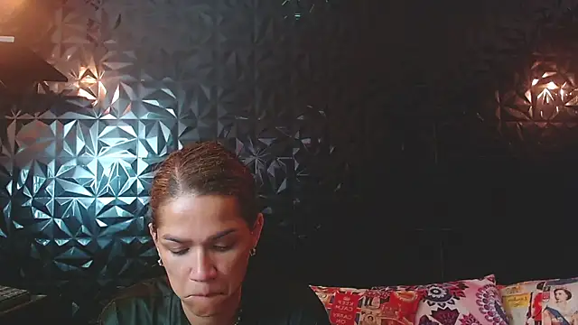 PINK  LOLA1 online show from November 22, 2025, 12:54 am