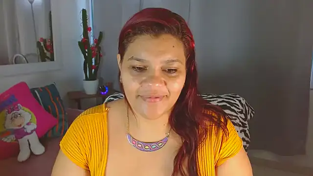 Snapshot of Selenna01 chatting on February 23, 2025, 12:27 pm Selenna01 online show from February 23, 2025, 12:27 pm
