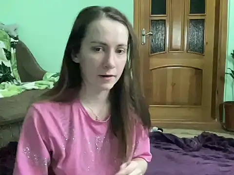 Snapshot of AngelTough20 chatting on September 28, 2025, 10:50 pm AngelTough20 online show from September 28, 2025, 10:50 pm