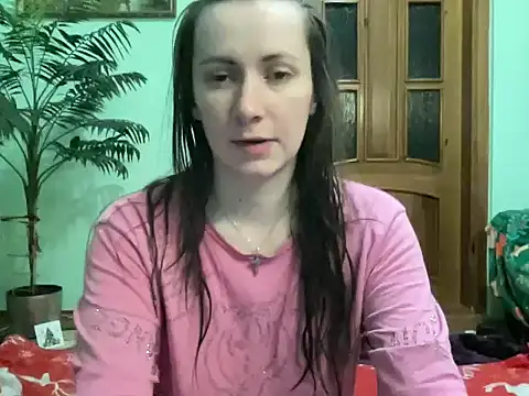 Snapshot of AngelTough20 chatting on June 16, 2026, 12:32 am AngelTough20 online show from June 16, 2026, 12:32 am