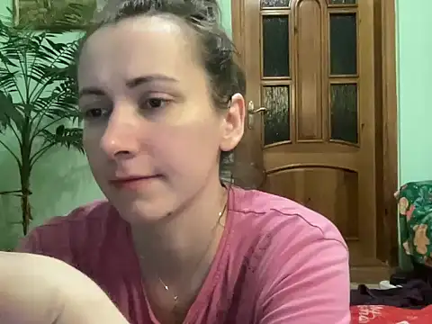 Snapshot of AngelTough20 chatting on June 17, 2026, 12:00 am AngelTough20 online show from June 17, 2026, 12:00 am