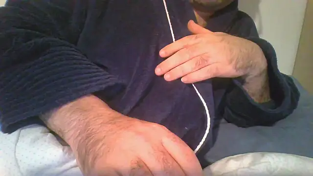 gerilom8787 online show from February 19, 2026, 12:51 am