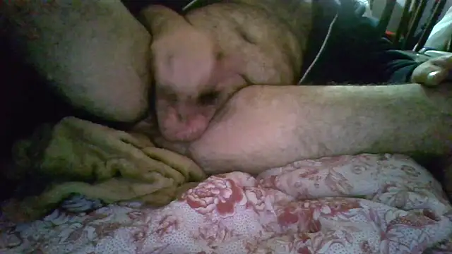 gerilom8787 online show from April 16, 2026, 9:37 pm