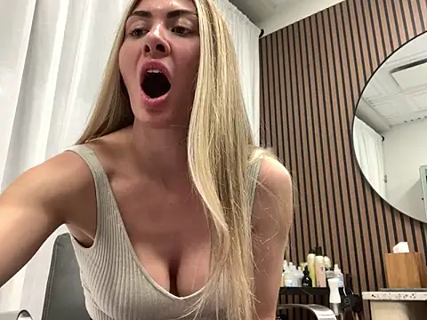 Alyssa rhoades online show from April 10, 2026, 11:34 pm