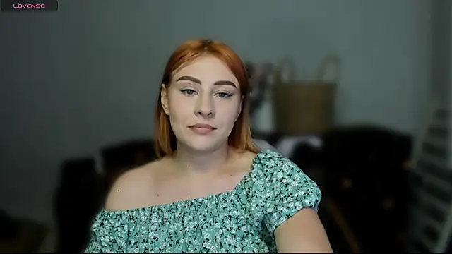 Snapshot of KindKristy chatting on June 27, 2026, 5:02 am KindKristy online show from June 27, 2026, 5:02 am