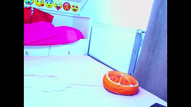 evehotty online show from November 11, 2025, 8:03 pm