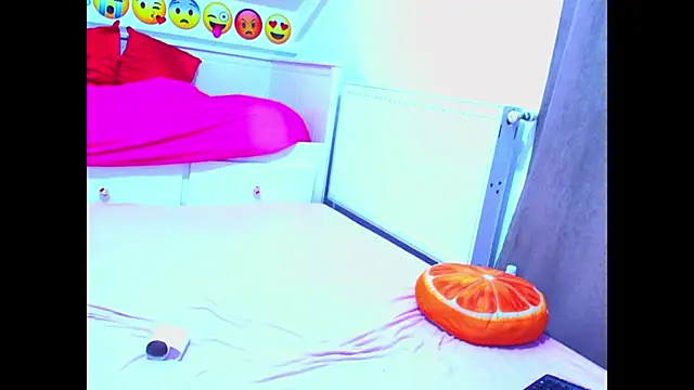 evehotty online show from November 10, 2025, 8:03 pm