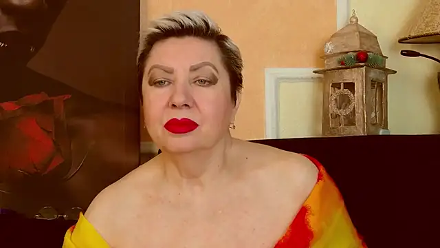 LadyPosh online show from March 19, 2026, 8:53 pm