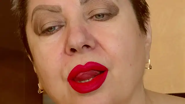 LadyPosh online show from February 27, 2026, 8:08 pm