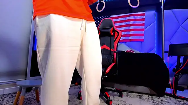 Aydenmiller96 online show from October 19, 2025, 3:20 am