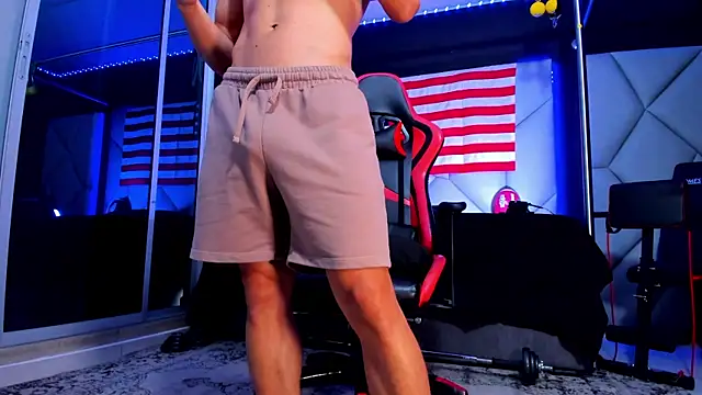 Aydenmiller96 online show from September 17, 2025, 2:19 pm