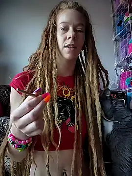 Snapshot of LucidLucy chatting on September 9, 2025, 2:04 pm LucidLucy online show from September 9, 2025, 2:04 pm