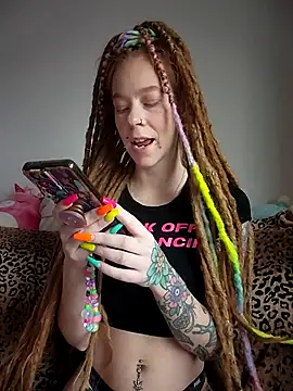 LucidLucy online show from January 13, 2026, 2:10 pm