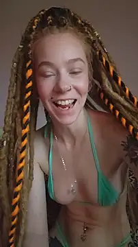 LucidLucy online show from November 7, 2025, 12:53 pm