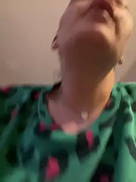 Dirtyfeelin online show from December 15, 2024, 8:36 pm