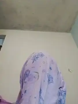 Snapshot of Indianbloom- chatting on November 15, 2025, 8:40 am Indianbloom- online show from November 15, 2025, 8:40 am