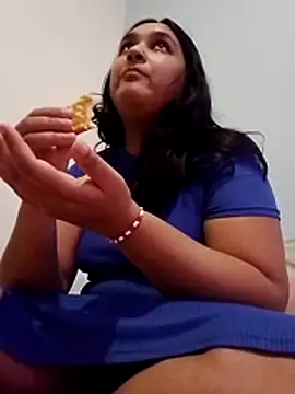 Snapshot of Indianbloom- chatting on November 24, 2025, 1:33 pm Indianbloom- online show from November 24, 2025, 1:33 pm